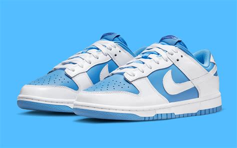 nike dunks reverse unc